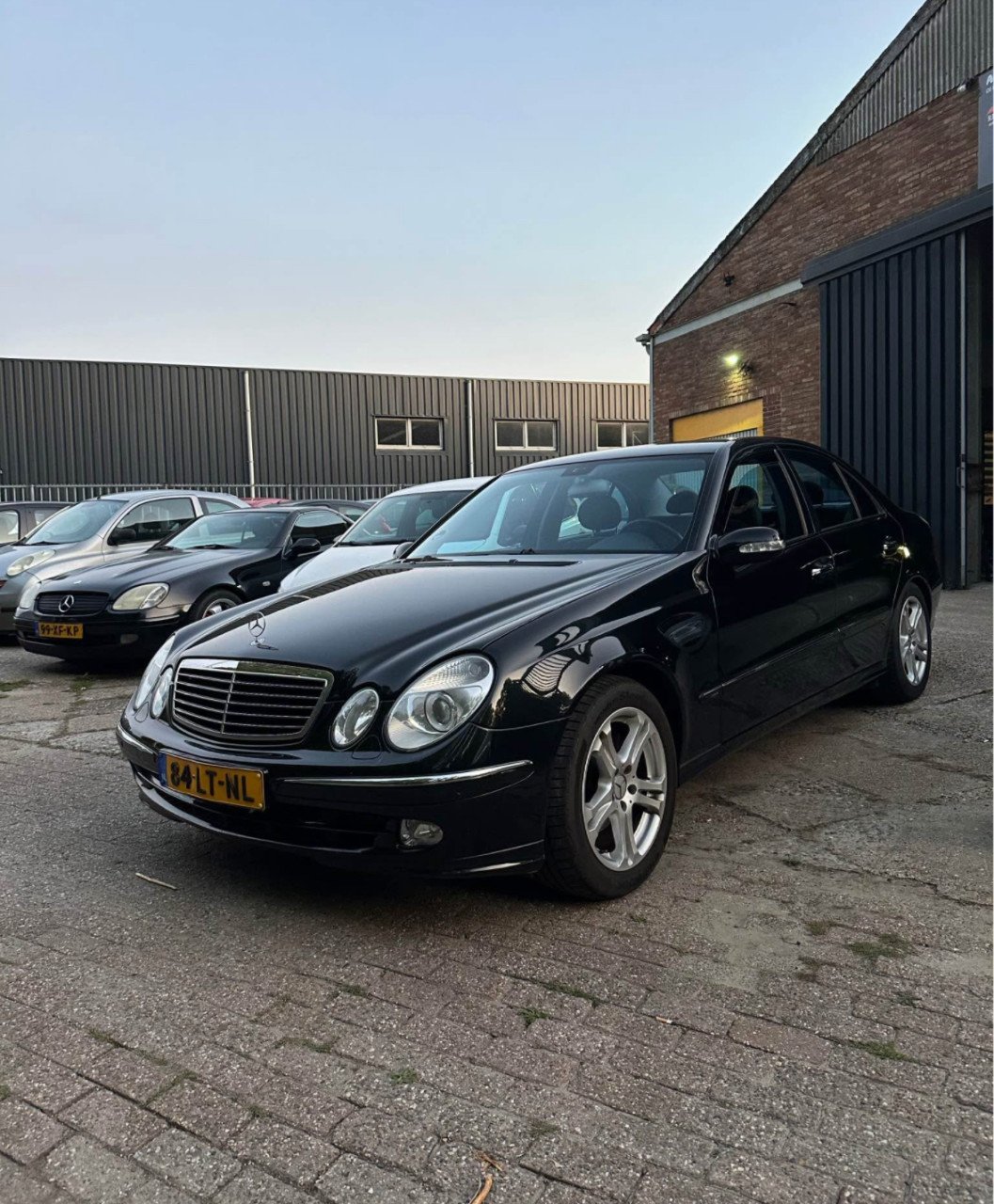 Mercedes-Benz E240 v6 Avantgarde Automaat