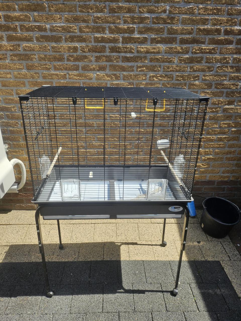 Te koop vogelkooi