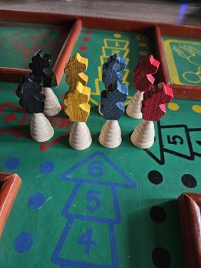 Jaren 50 heel mooi origineel antiek houten paardjesspel...