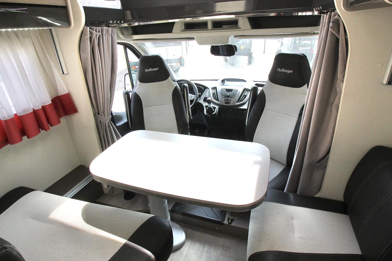 Challenger 288EB (Queensbed+Hefbed, 28000KM!!, ALS NIEUW!!)