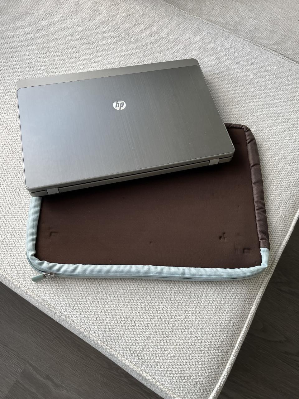 HP laptop met hoes