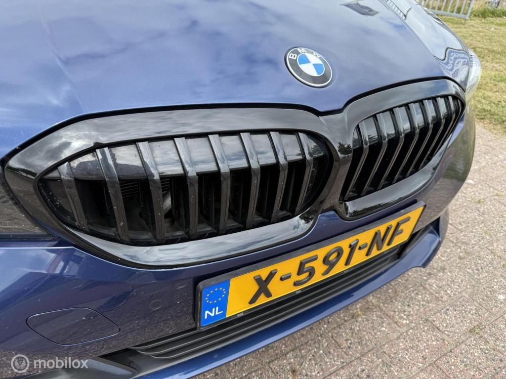 BMW 3-serie touring 320i high executive edition