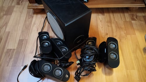 Surround set