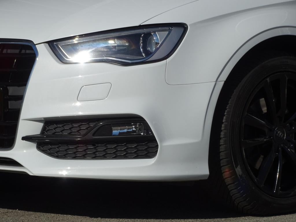 Audi A3 limousine 1.4 tfsi cod attraction pro line plus s-line automaat