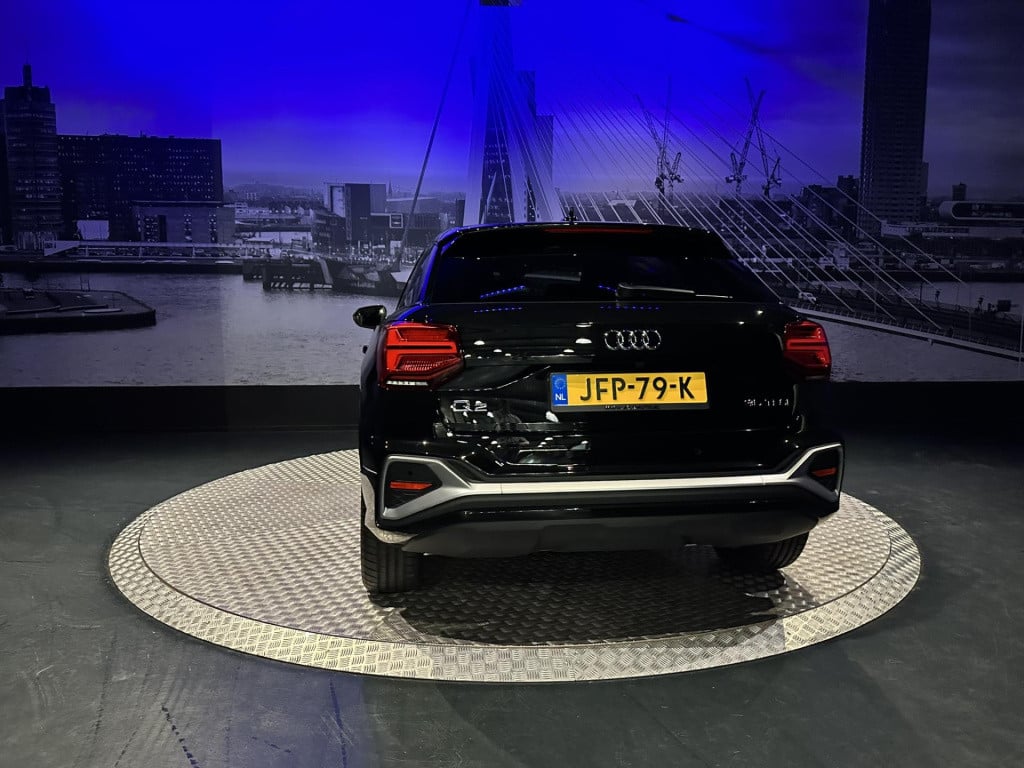 Audi Q2 35 tfsi s edition *navi*appconnect*camera*