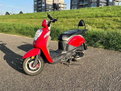 SYM Mio 50i scooter 2018 |11.299 km | Dealer onderhouden