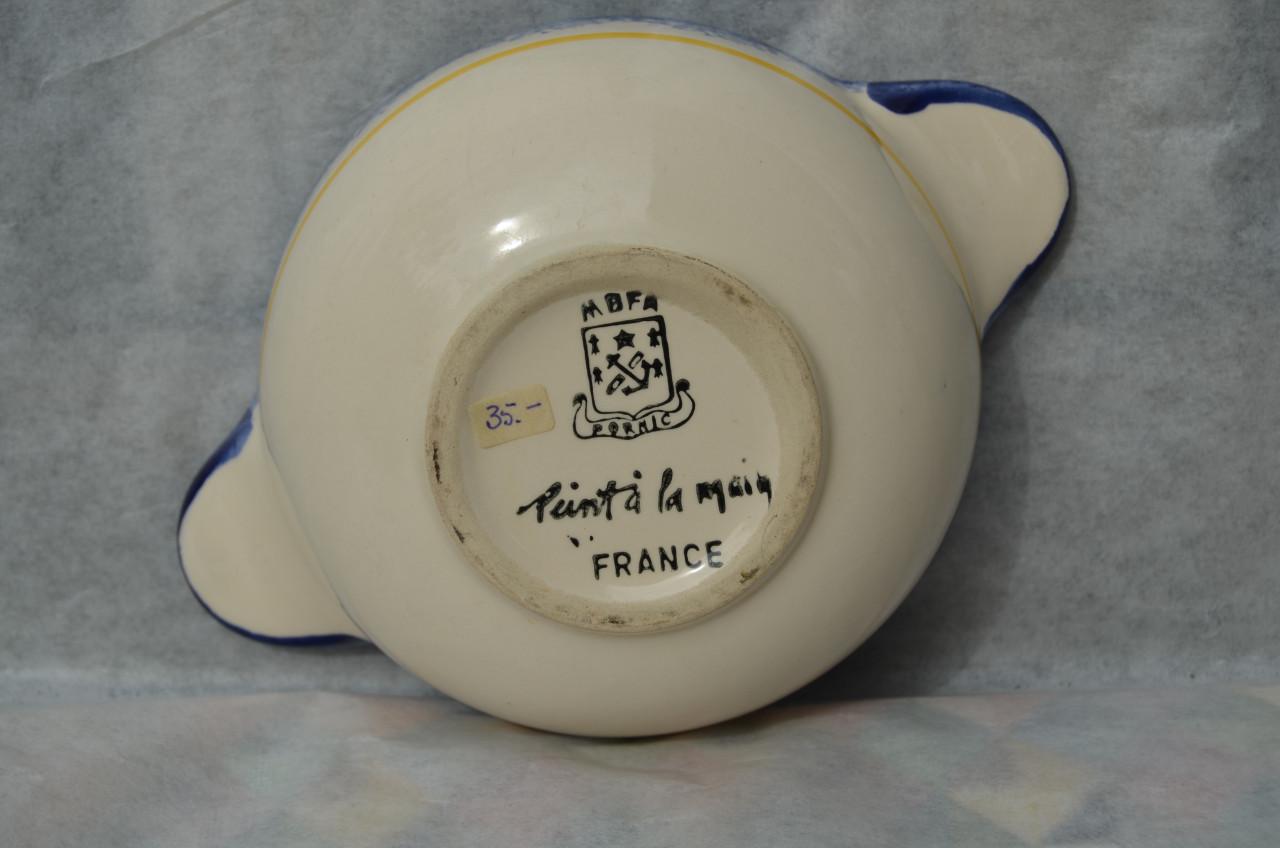 Frans aardewerk schaaltje/papschotel igst.