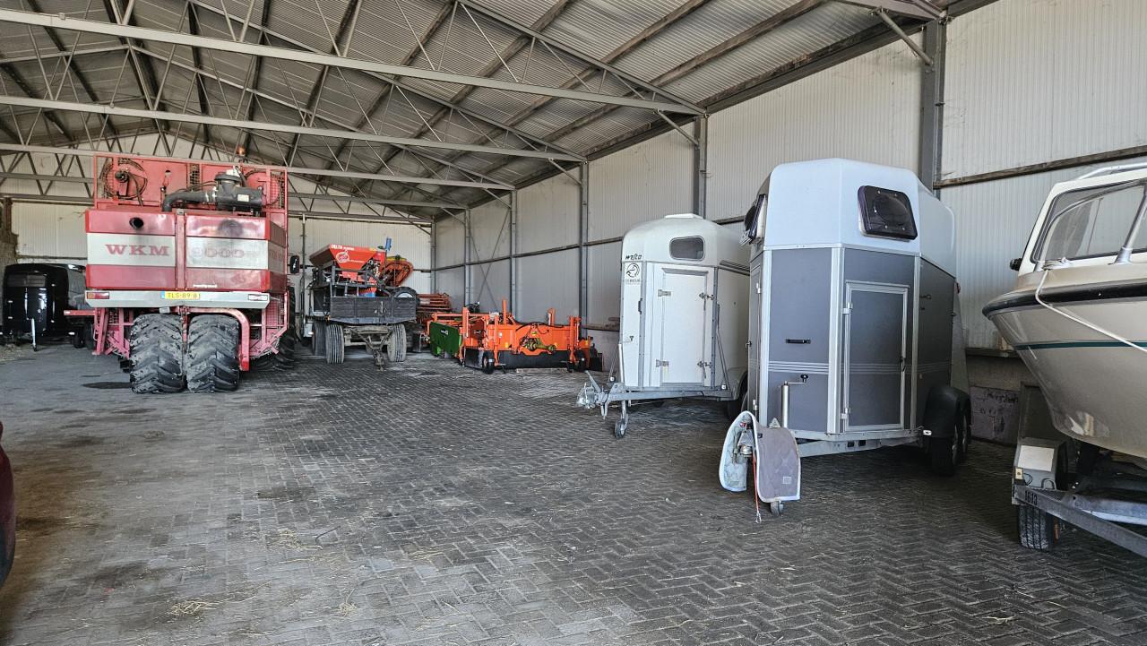 Wesco 1,5 paards trailer, direct inzetbaar!