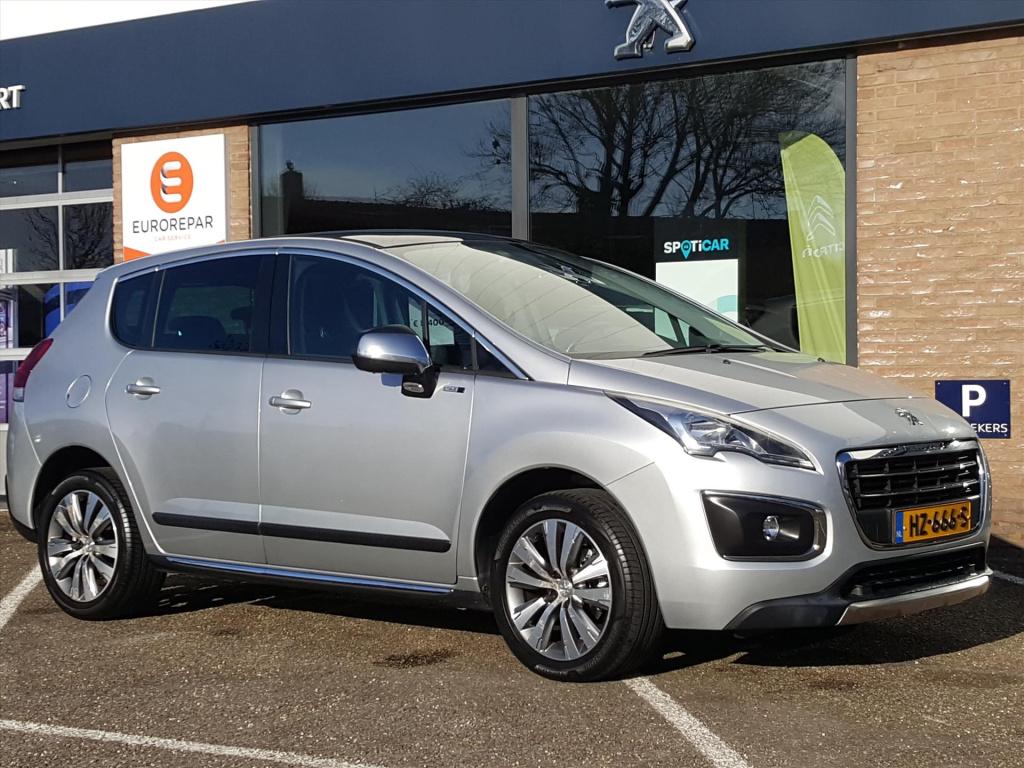 Peugeot 3008 style 1.2pt-130pk trekhaak | navigatie | cruise & climate cont