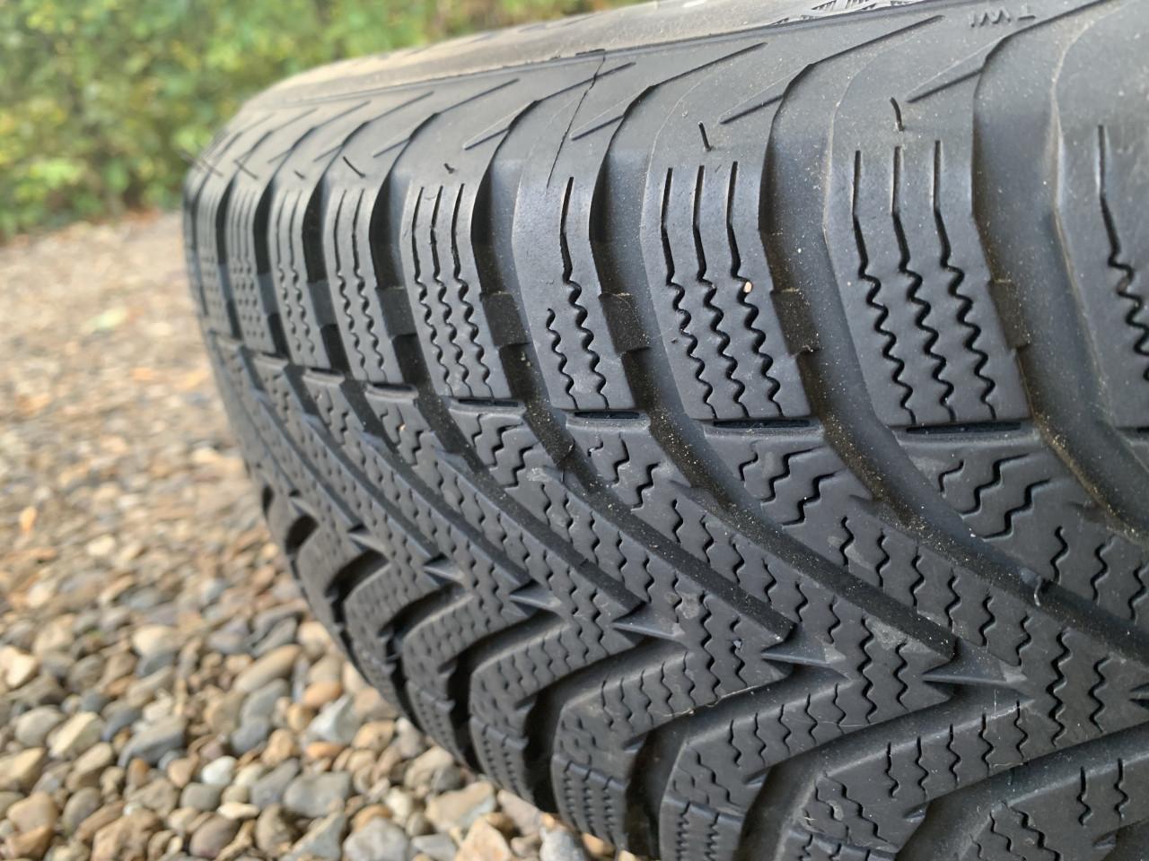 Opel Corsa D winterbanden set