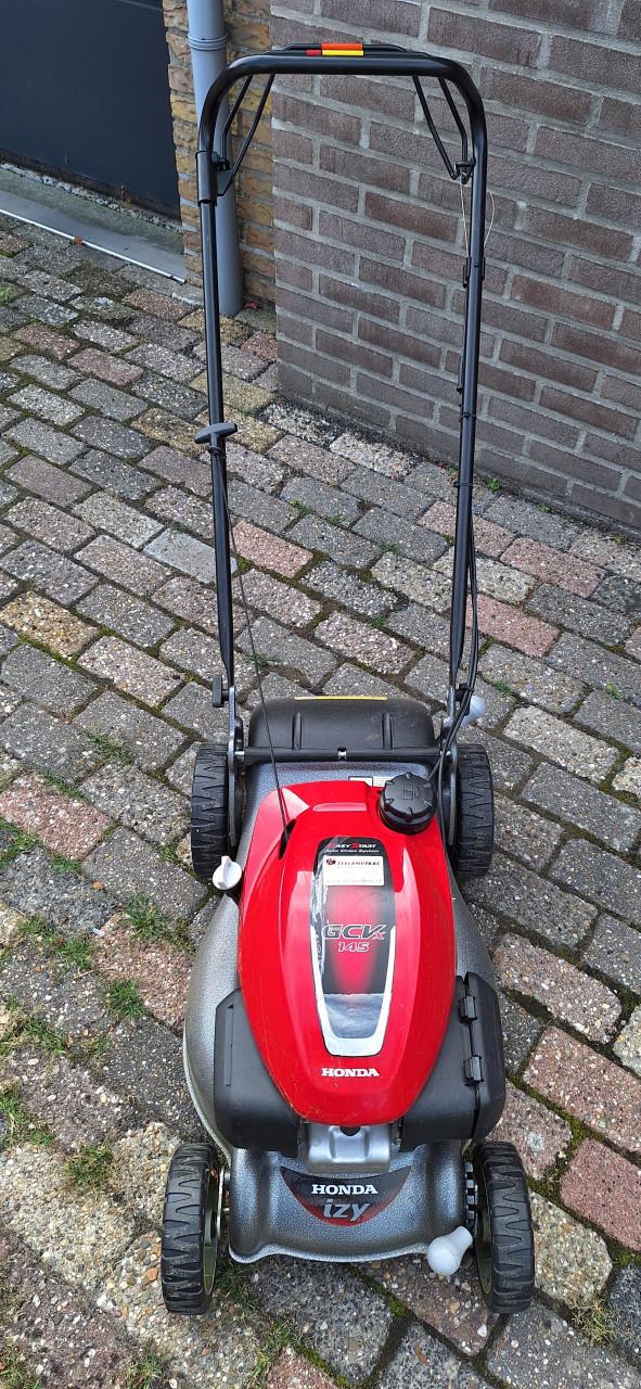 Benzine grasmaaier