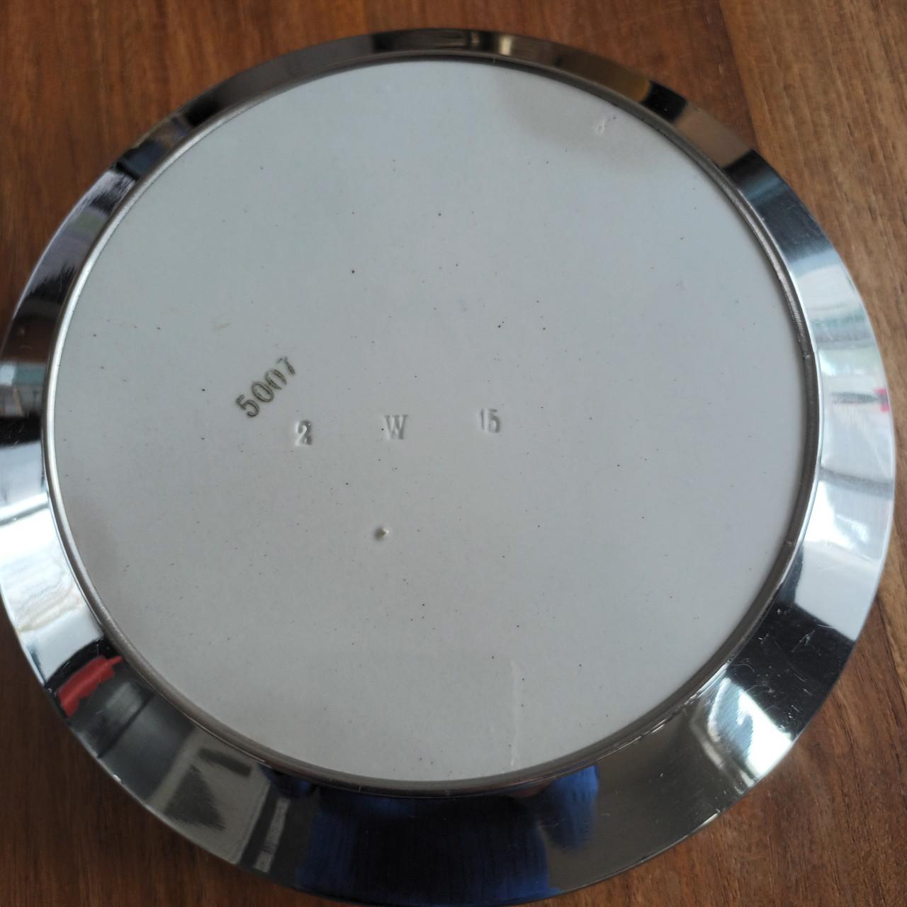 Art-deco schaal met hengsel en keramiek uit 1920-1930