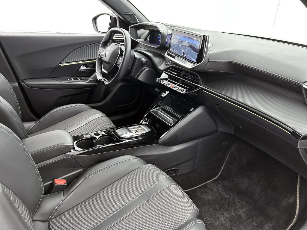 Peugeot E-2008 ev gt 50 kwh | rijklaar | adaptive cruise | icockpit | keyle