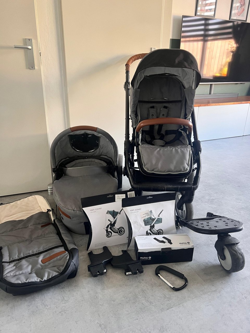 Mutsy Evo Kinderwagen – Compleet (veel extra's) & Goed Onderhouden