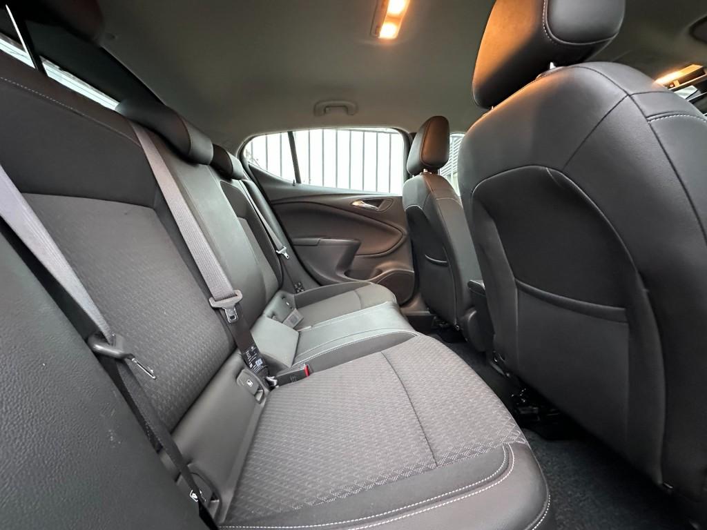 Opel Astra 1.4 innovation 18'' velgen trekhaak led dab+