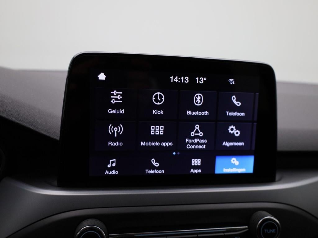 Ford Focus wagon 1.0 ecoboost hybrid st line style | trekhaak | climate con