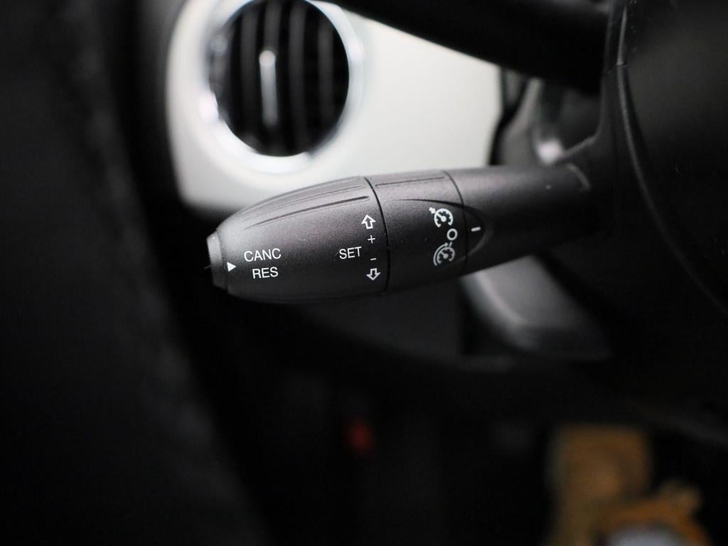 Fiat 500 C 1.0 hybrid star | cabrio | parkeer sensoren | dab | bluetooth | 