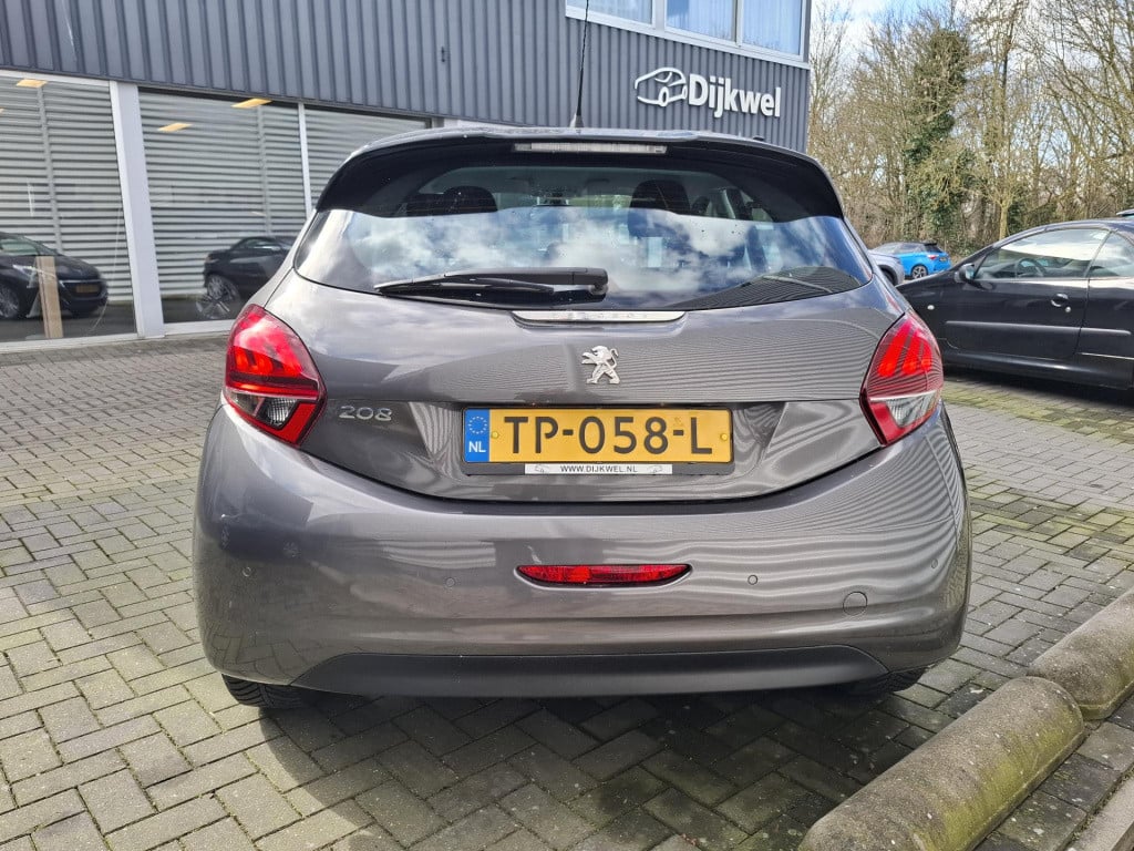 Peugeot 208 1.2 allure nav/clim/lmv/park