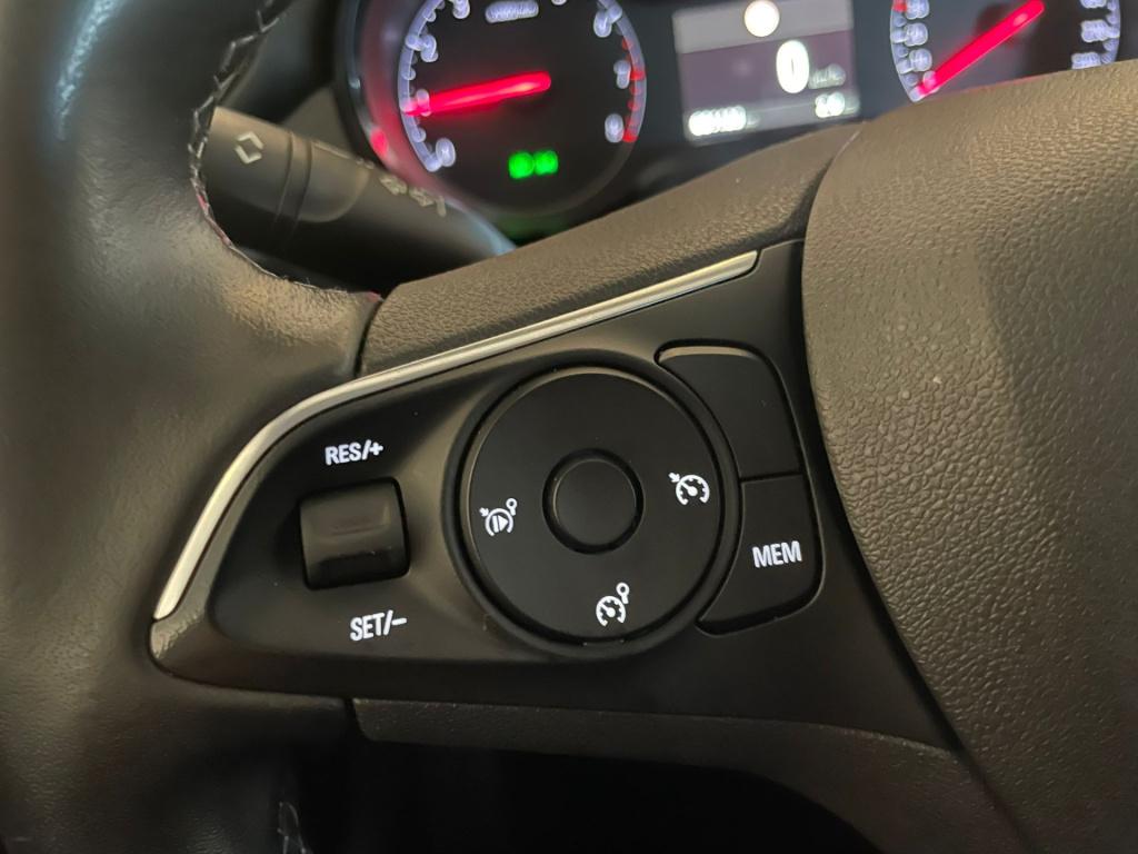 Opel Crossland X 1.2 turbo online edition