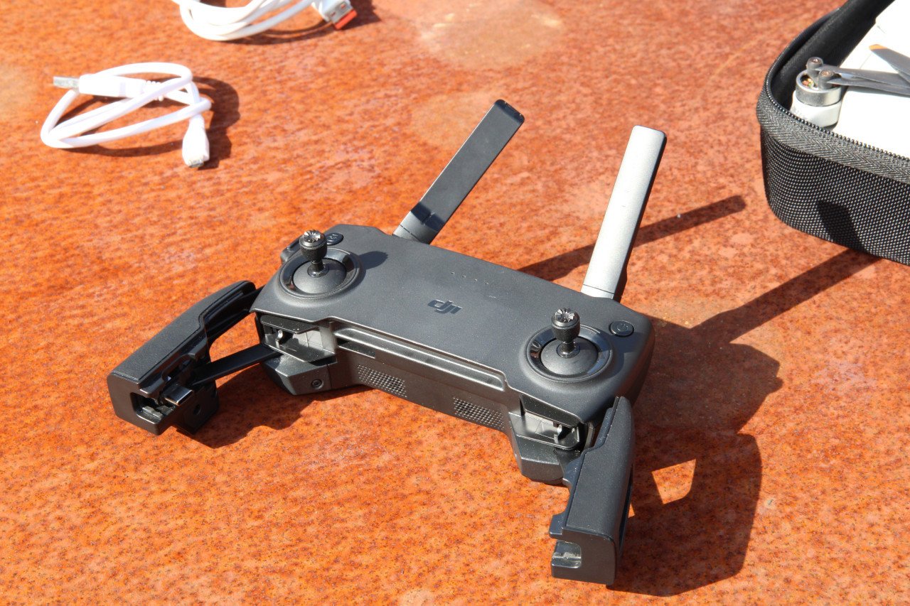 DJI Mini SE drone