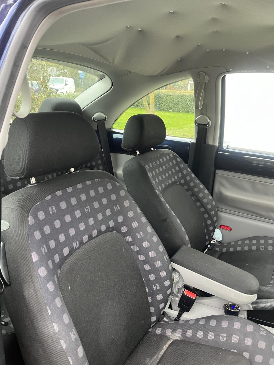 VOLKSWAGEN BEETLE 2003