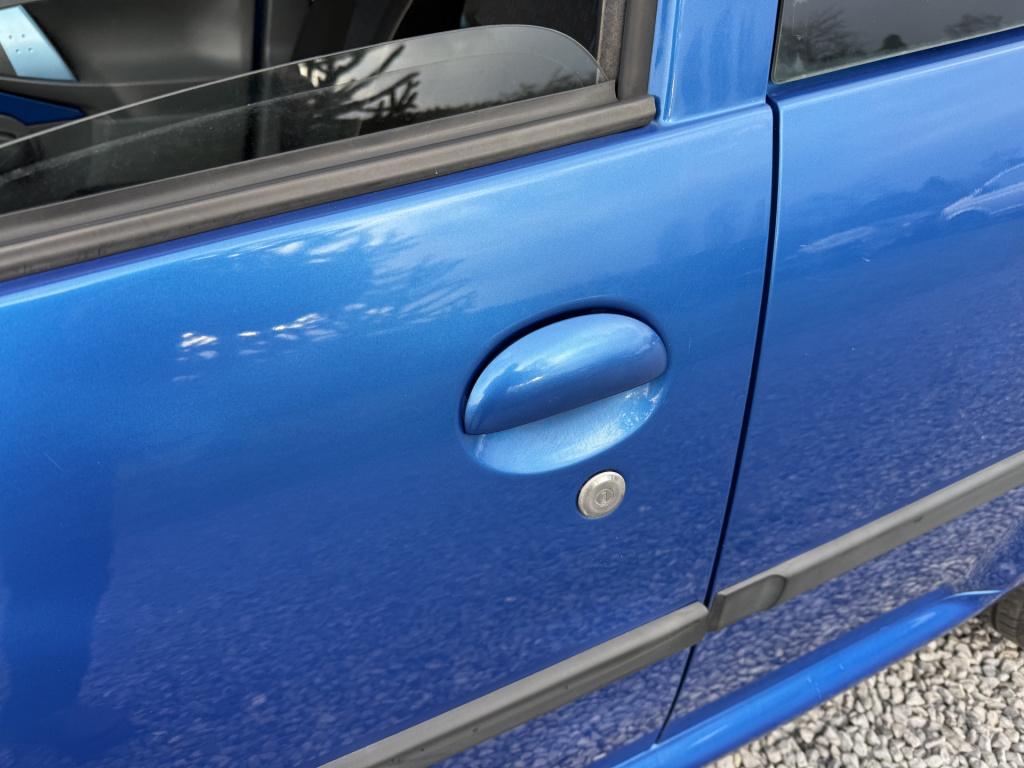 Peugeot 107 1.0-12v urban move airco 5-drs