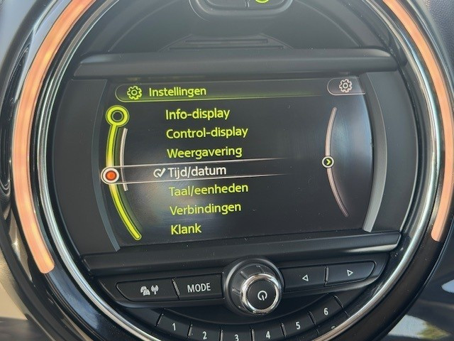 Mini Countryman mini 1.5 cooper 1.5 cooper i 136 pk l navigatie i parkeerse