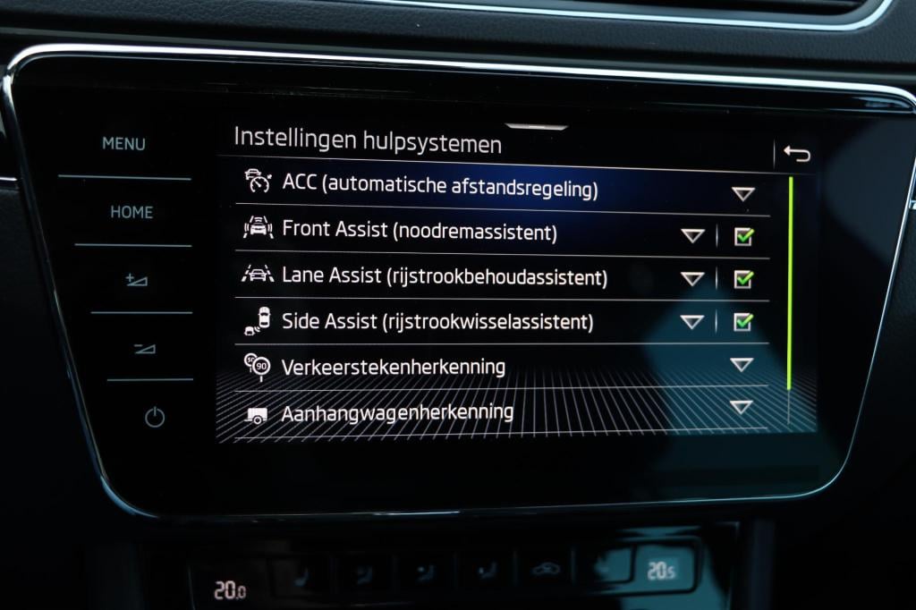 Skoda Superb combi 1.4 tsi laurin & klement 218pk dsg6 | lederen bekleding 
