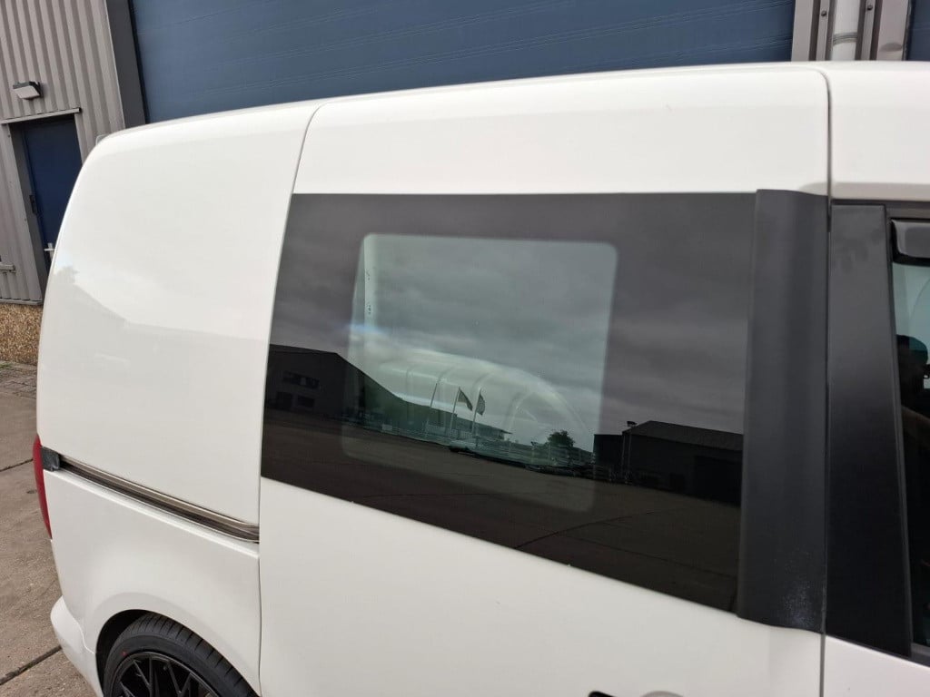 Volkswagen Caddy 2.0 tdi l1h1 bmt trendline verlaagd / airco / n.a.p / marg