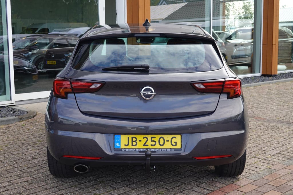 Opel Astra 1.4 innovation