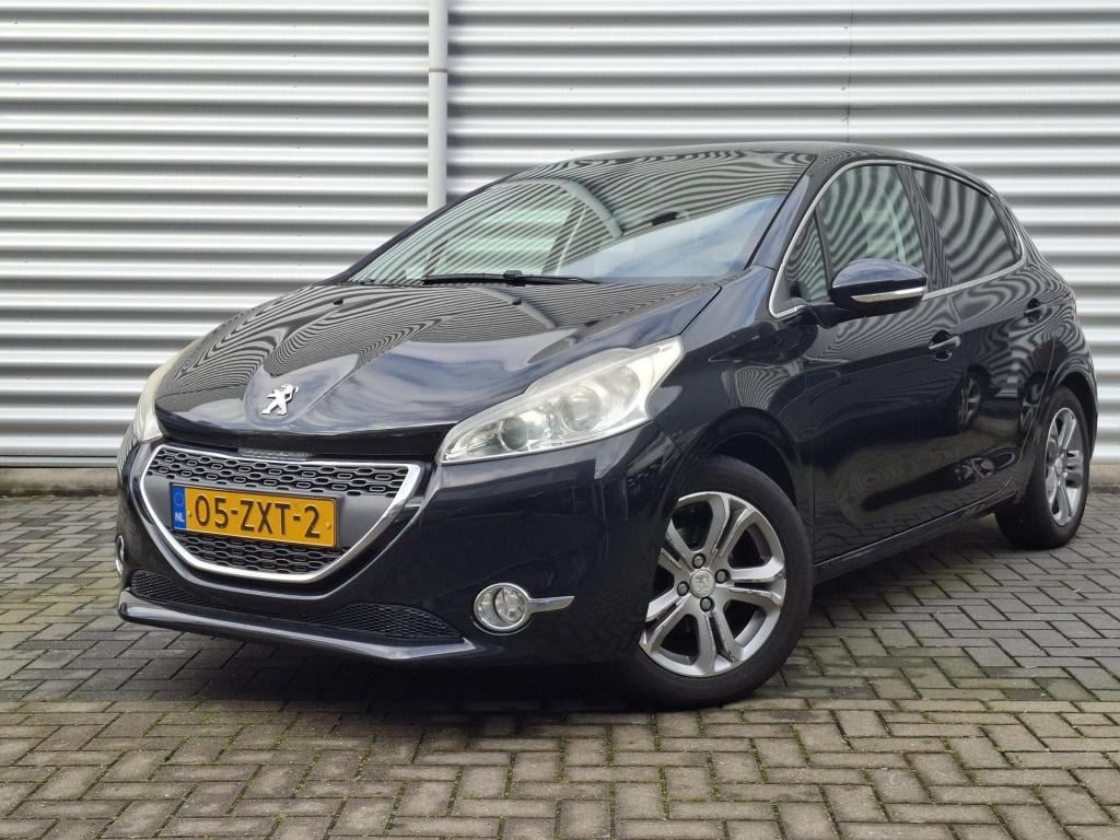 Peugeot 208 1.4 vti 95 griffe 5-drs navi/leer/clima