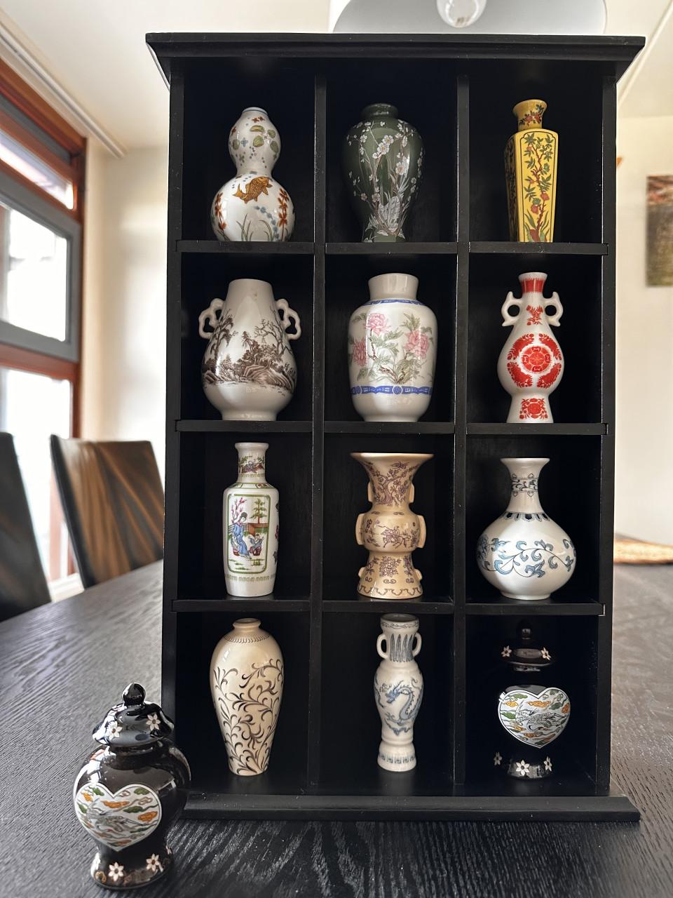 Franklin Mint Japans porseleinen mini vaasjes