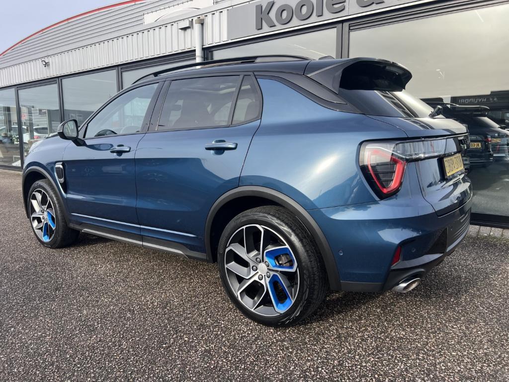 Lynk & Co 01 1.5 261pk phev plug in hybrid , pano dak,car play, adaptive cc