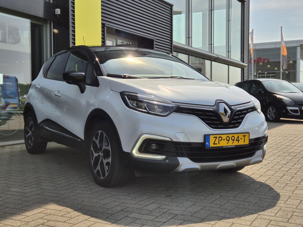 Renault Captur 1.3 tce 150 edc automaat intens panorama dak, trekhaak, navi