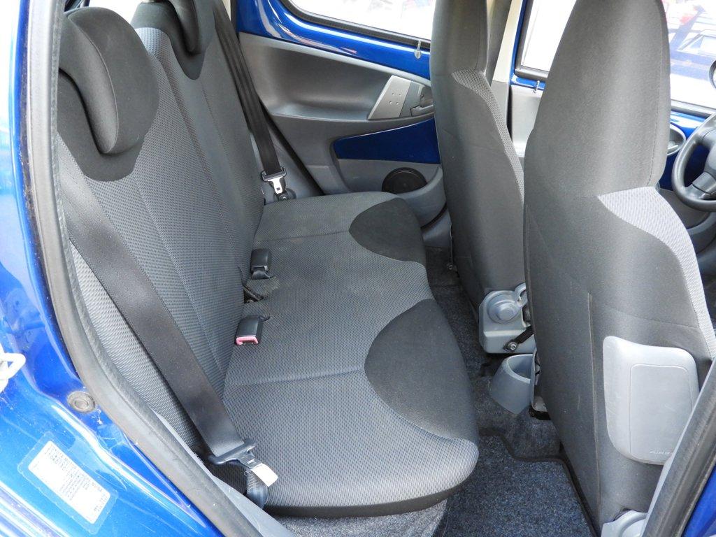 Toyota Aygo 1.0-12v +