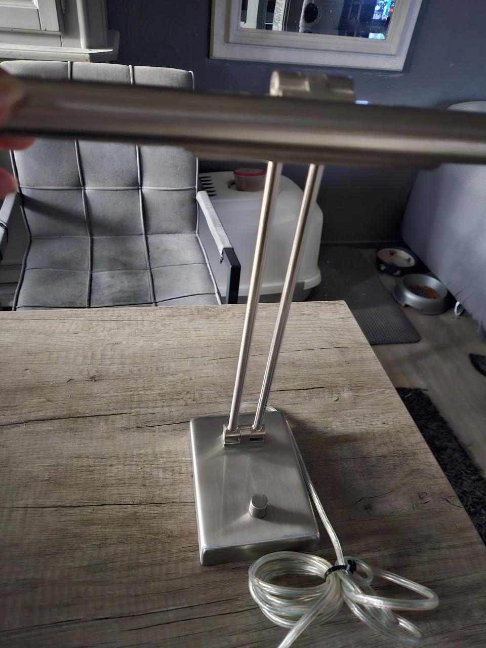 Mooie werkende Piano of tafellamp van geborsteld aluminium