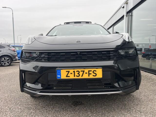 Lynk & Co 01 1.5 261pk phev 7dcth , black edition , panodak , adaptive cc ,