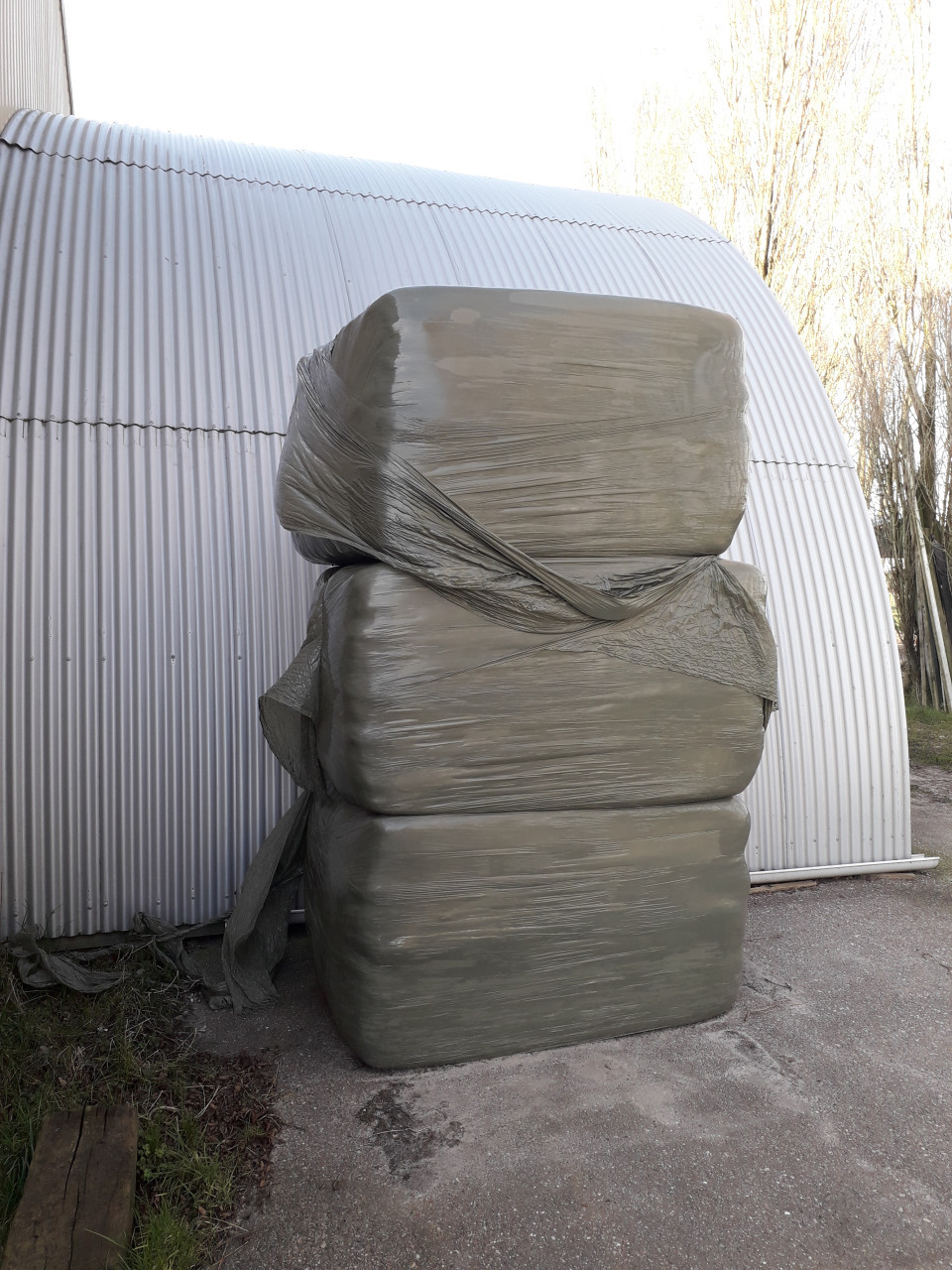 Te koop: lekker droog hooi van eigen land
