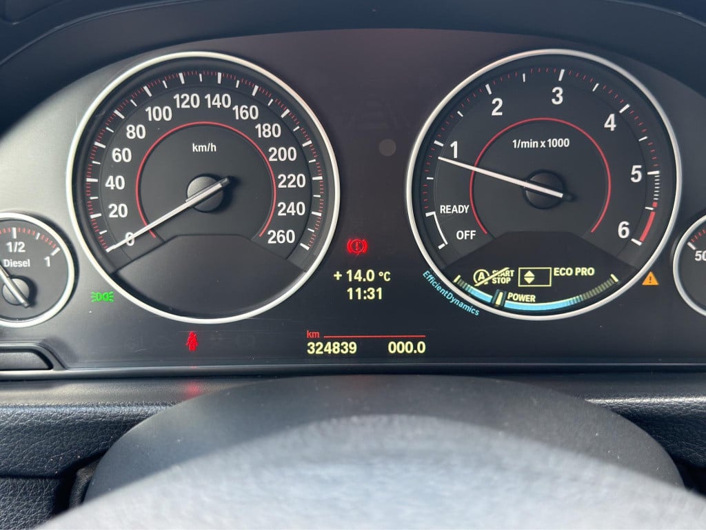 BMW 3-serie 320d high executive leder pdc