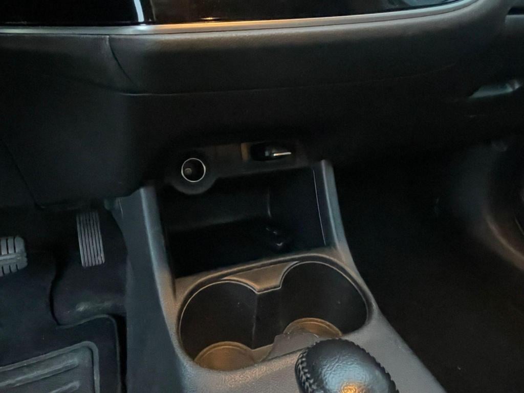 Mitsubishi Outlander 2.0 intense+ automaat|7zits