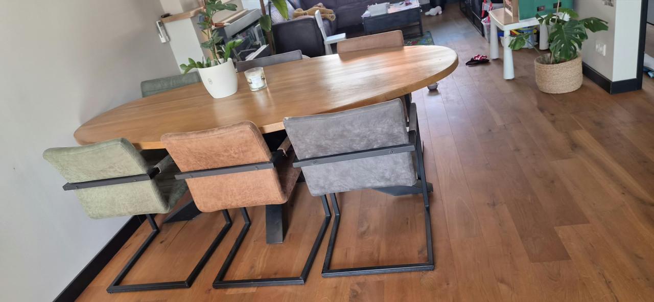 Eiken houten ovale tafel