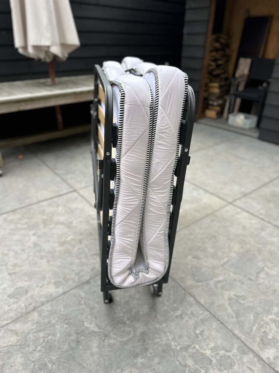 Vouwbed met lattenbodem 90 x 200