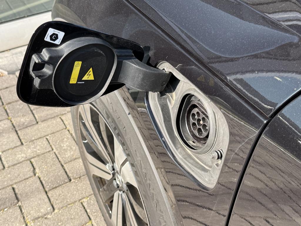 Volvo XC40 t5 262pk recharge bright| adap.cruise| 360camera| h&k sound