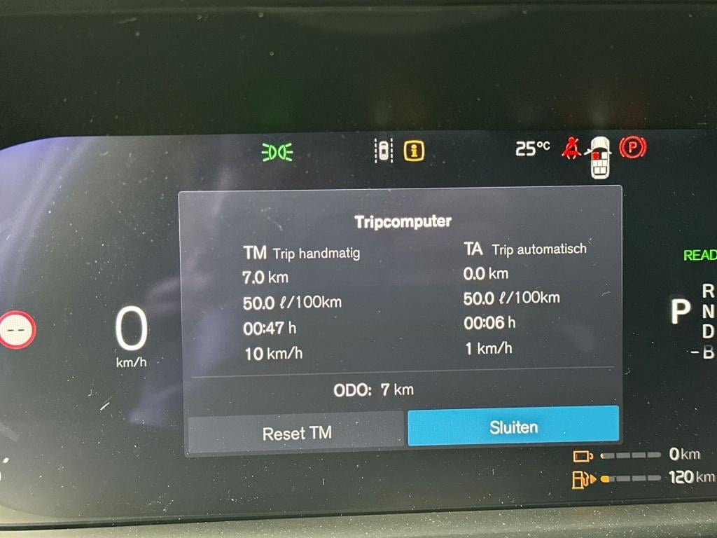 Volvo XC90 t8 awd gt ultra dark executive edition