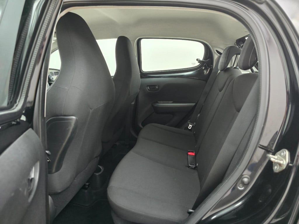 Peugeot 108 occasion 1.0 vti met airco en kleur zwart | tweedehands peugeot