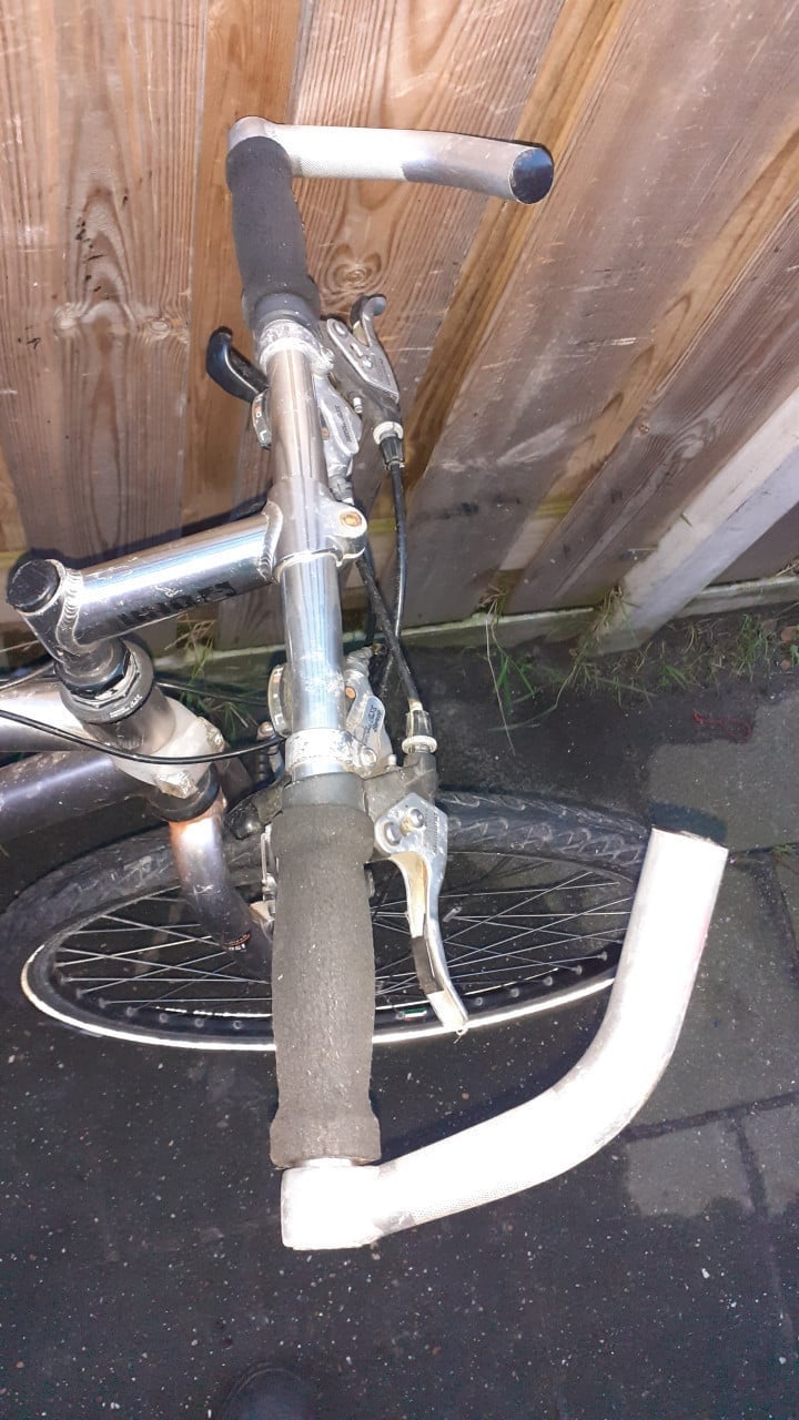 4 x Mountainbikes o.a. UNO & TREK & BULLS - XL & XXL