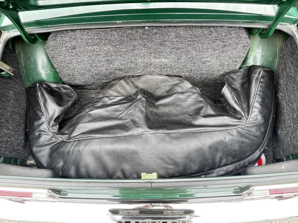 Triumph Spitfire 1500 soft top