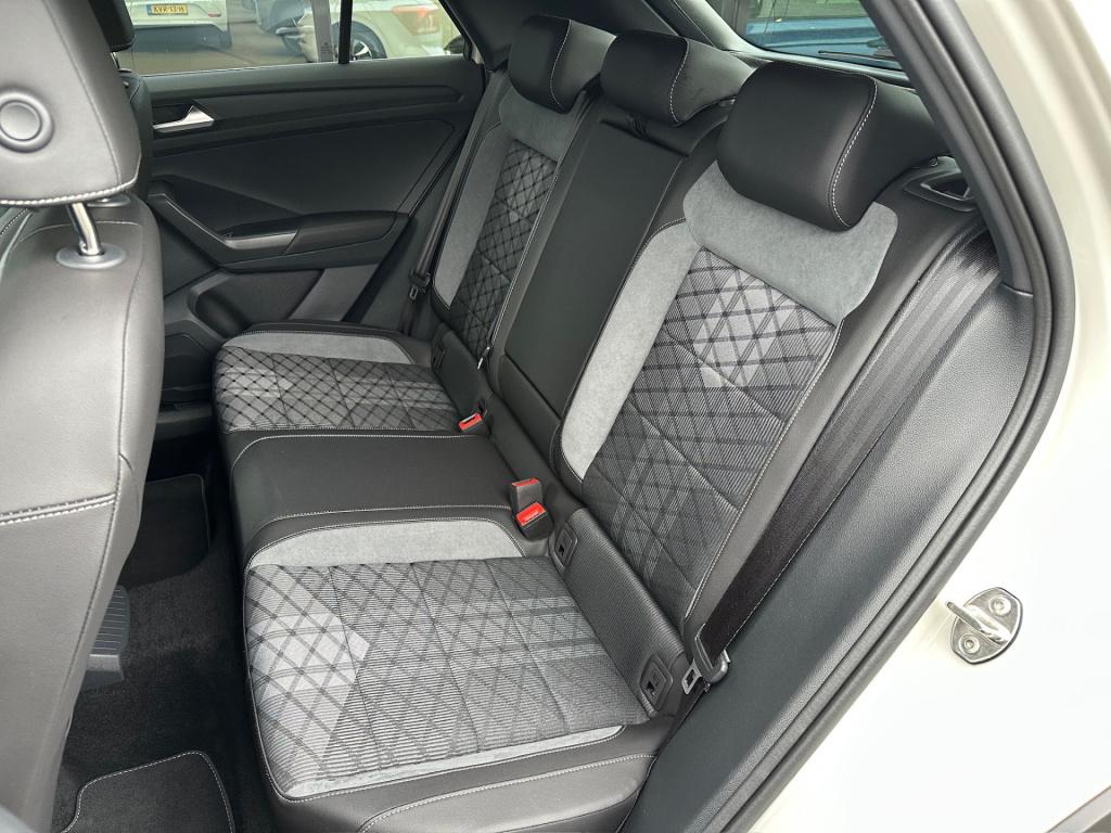 Volkswagen T-roc 1.5 tsi 150pk dsg r-line | camera | keyless | elek. achter