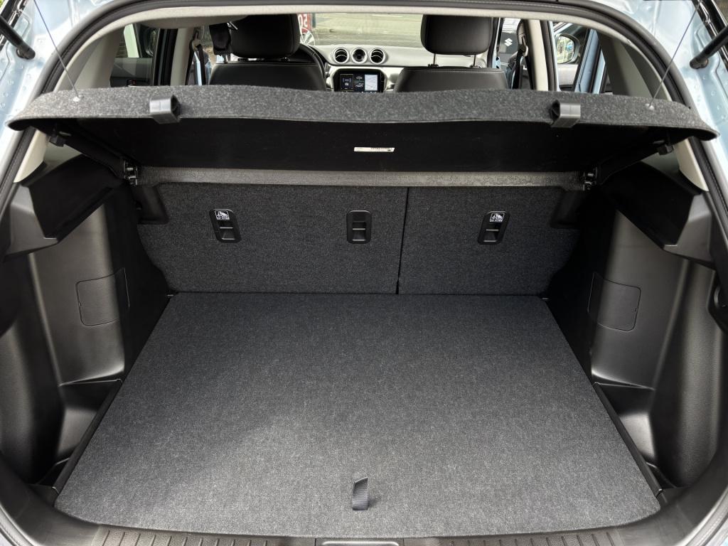 Suzuki Vitara 1.4 boosterjet style smart hybrid