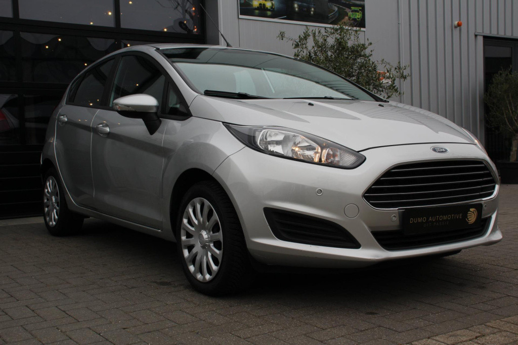 Ford Fiesta 1.0 trend - airco - stoelverwarming - alle doc - 1e eigenaar - 